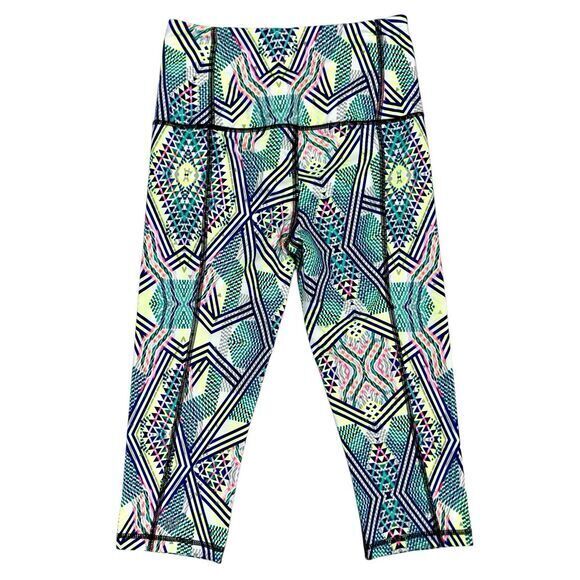 Victoria's Secret Capri Leggings Womens XS Green Printed Athletic Yoga Pull On - Picture 4 of 13